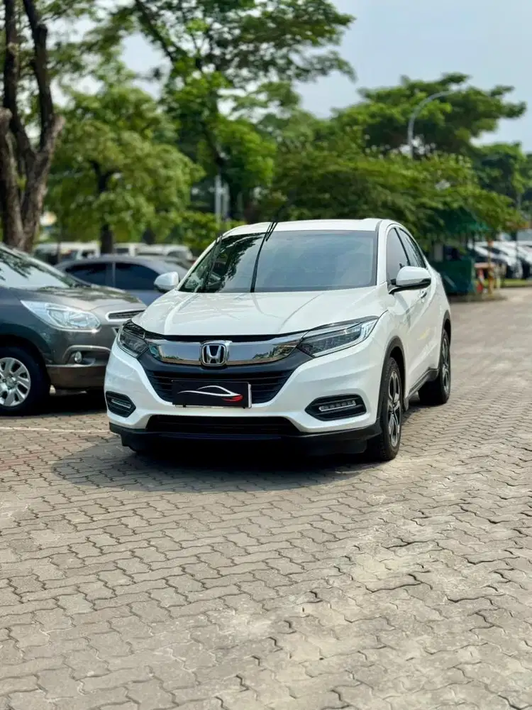(Cash) HR-V SE at 2019 putih hrv e plus kredit dp 5jt murah