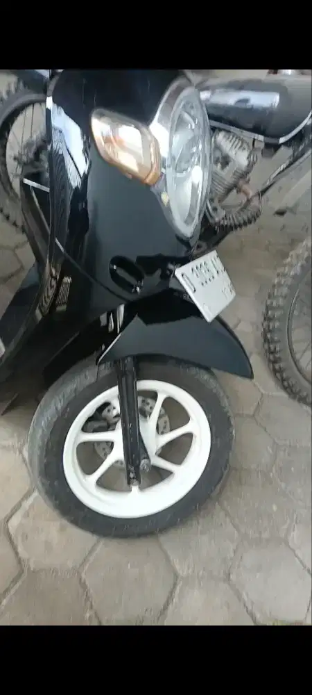 DIJUAL MOTOR SCOOPY 2018 MULUS