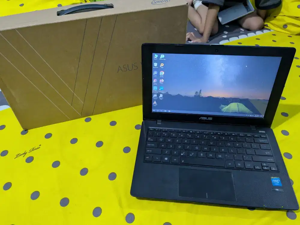 Laptop Asus X200MA 12 Normalan Tinggal Pake Aja