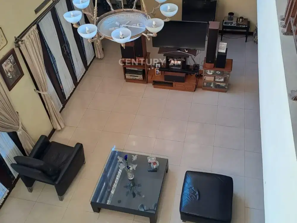 Rumah Asri 2 Lantai Di Sayap Dago Bandung