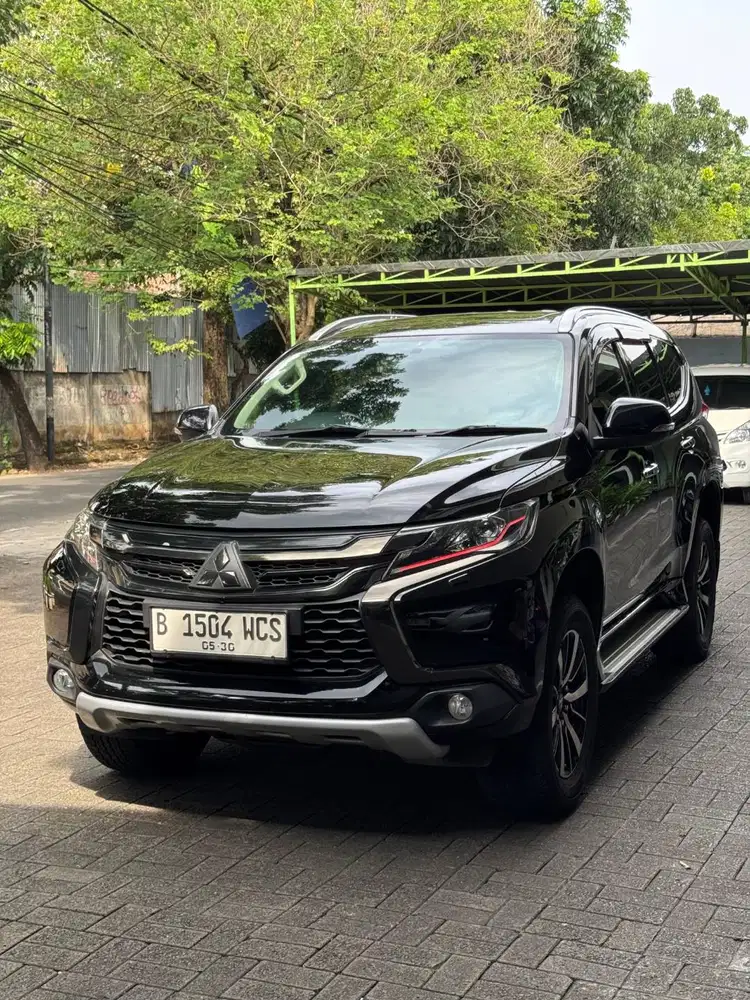 Jual Cash Mitsubishi Pajero Sport 2.4L Dakar 2017 SIAP PAKAI