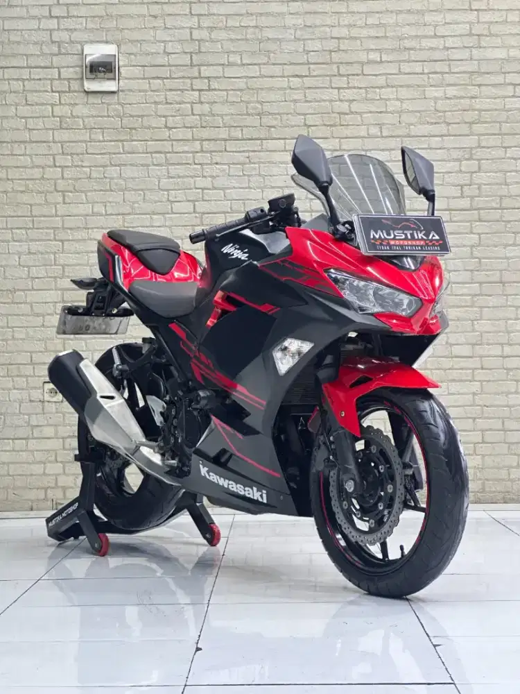 PROMO AKHIR TAHUN‼️ Kawasaki New Ninja 250 ABS 2018 Termurah
- Dava