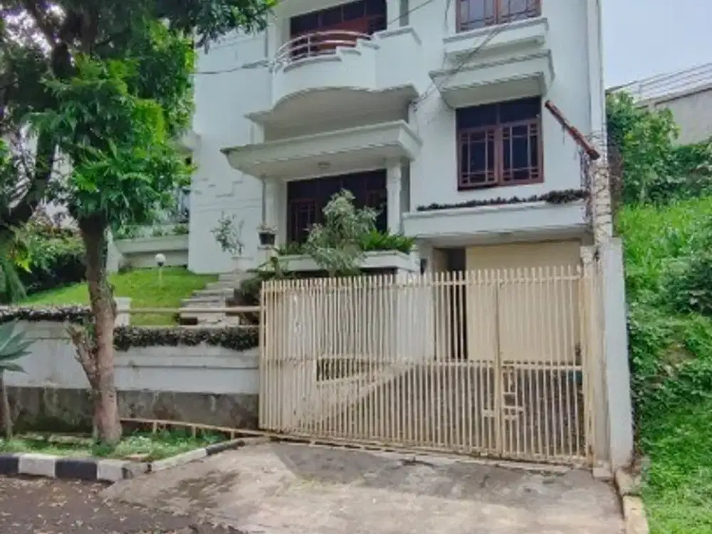 Rumah 2 Lantai Siap Huni Di Komplek Surya Setra