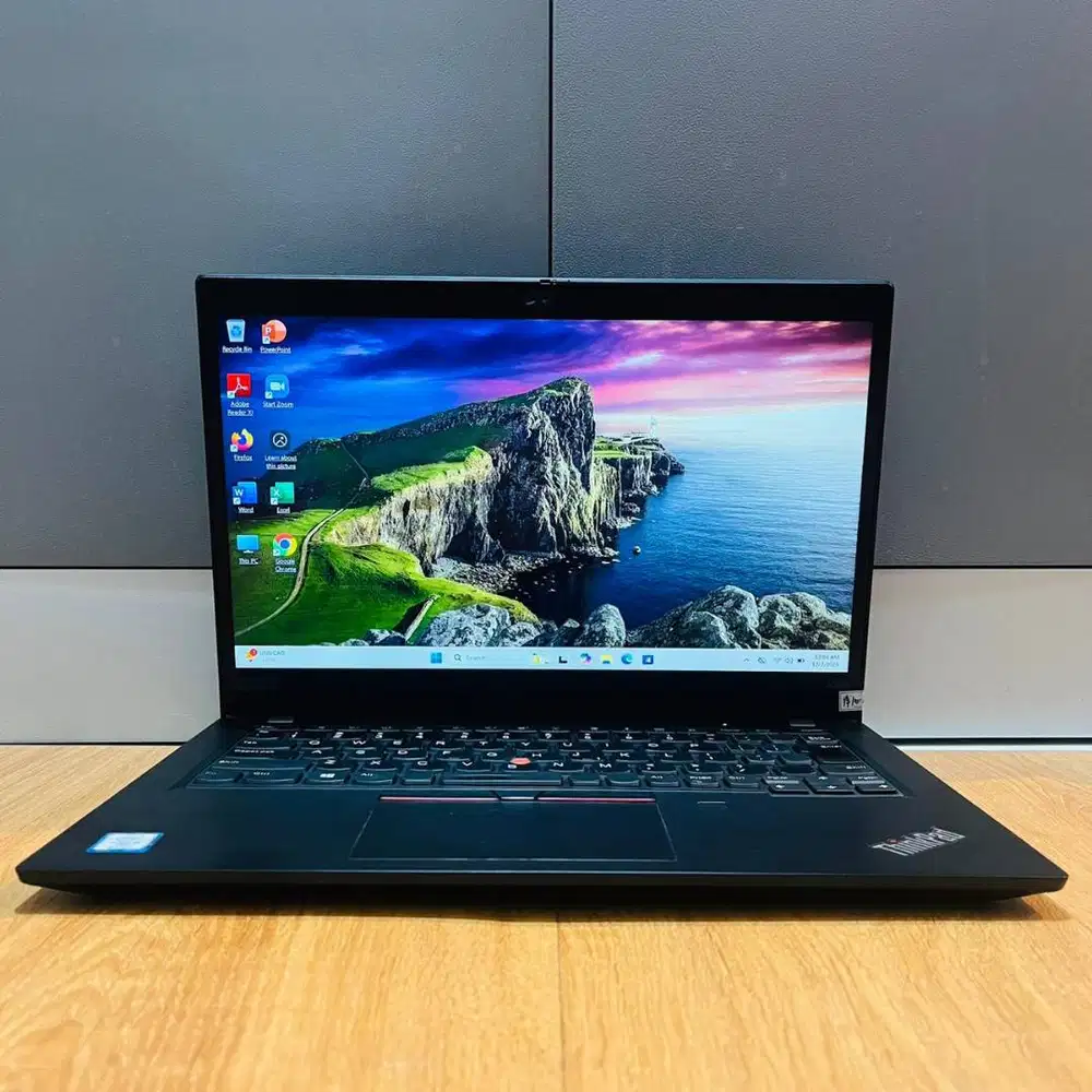 LAPTOP LENOVO THINKPAD X390// RAM 16// SSD 512