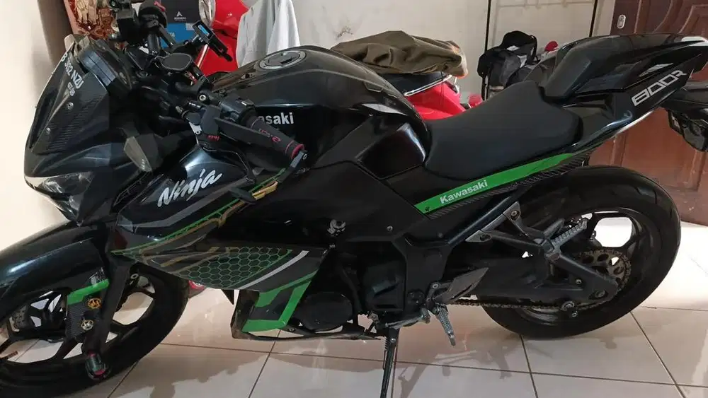 Kawasaki Z250 KM Rendah pemakaian jarang