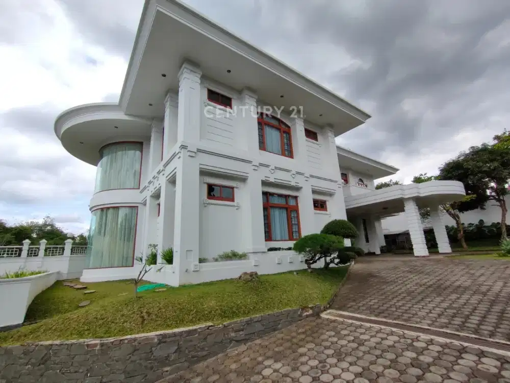 Rumah Mewah Classic Di Padasaluyu Bandung