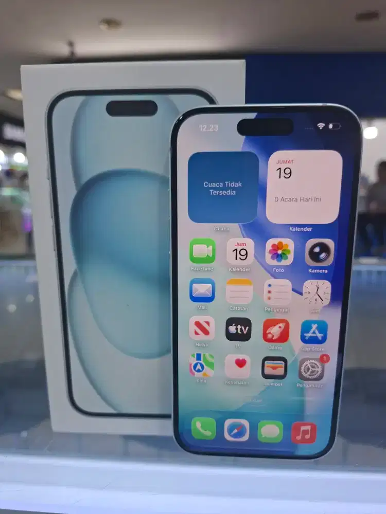 Iphone 15 128gb ibox maret 2026 mulus