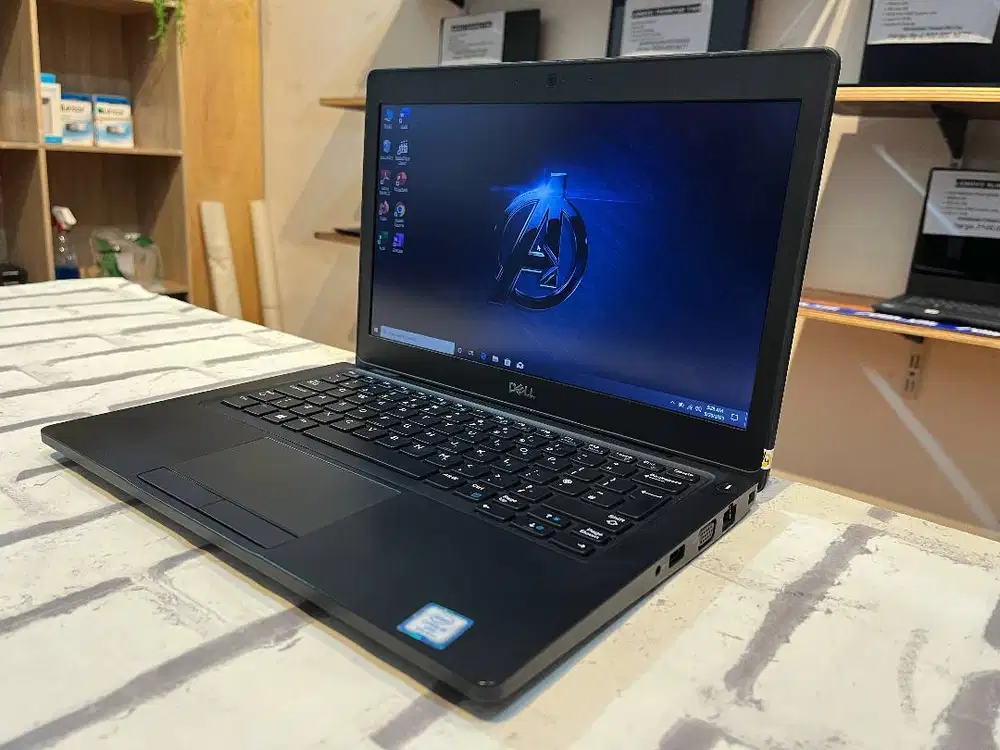 DELL LATITUDE 5290 // CORE i5 GEN8 // RAM 8GB // 12'5INC
