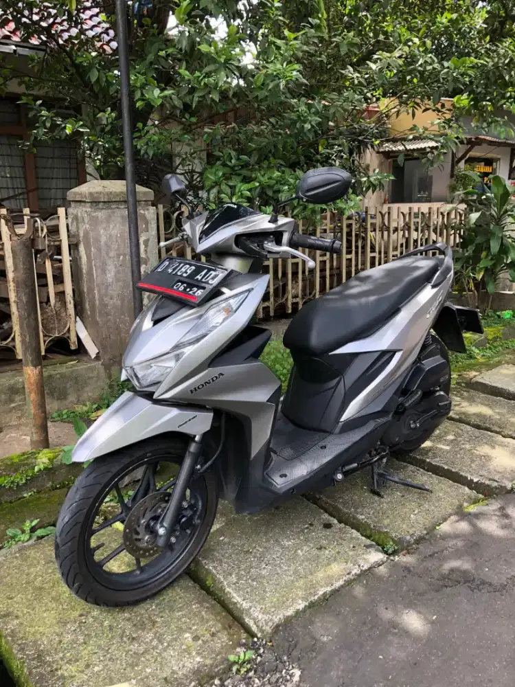 Beat deluxe low km 16rb siap pakai