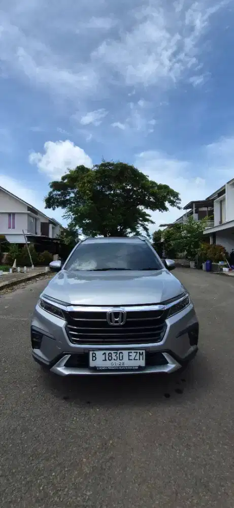 HONDA BRV-CVT PRESTIGE LUNAR SILVER METALLIC