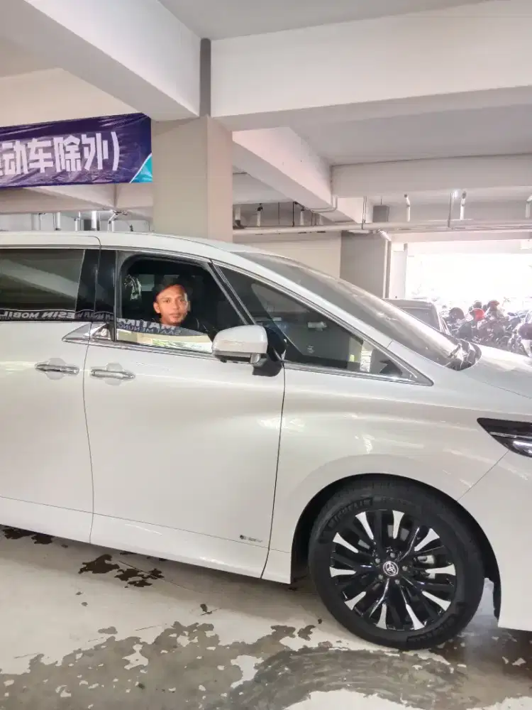 Cari kerjaan sebagai driver pribadi