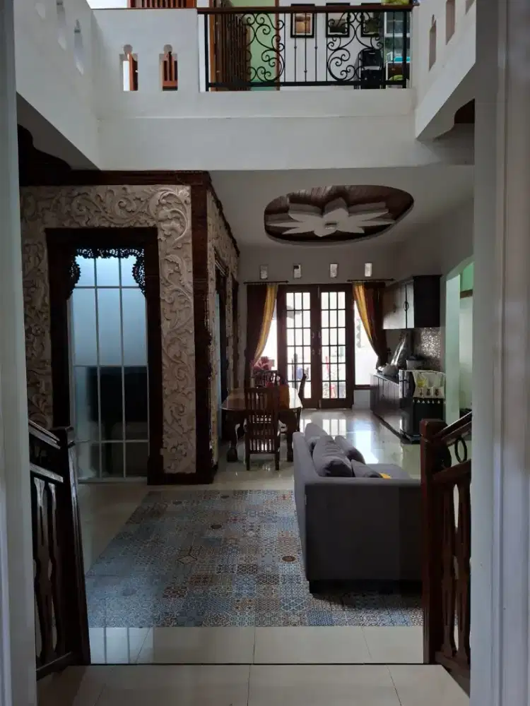 Dijual Rumah Bali Jawa dengan ukiran jepara etnik suasana asri & adem