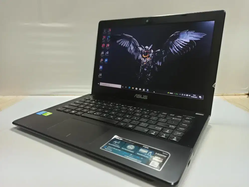 Laptop editing /gaming.. Asus X450L Core i5 Gen4 /8GB /256 gb /Double