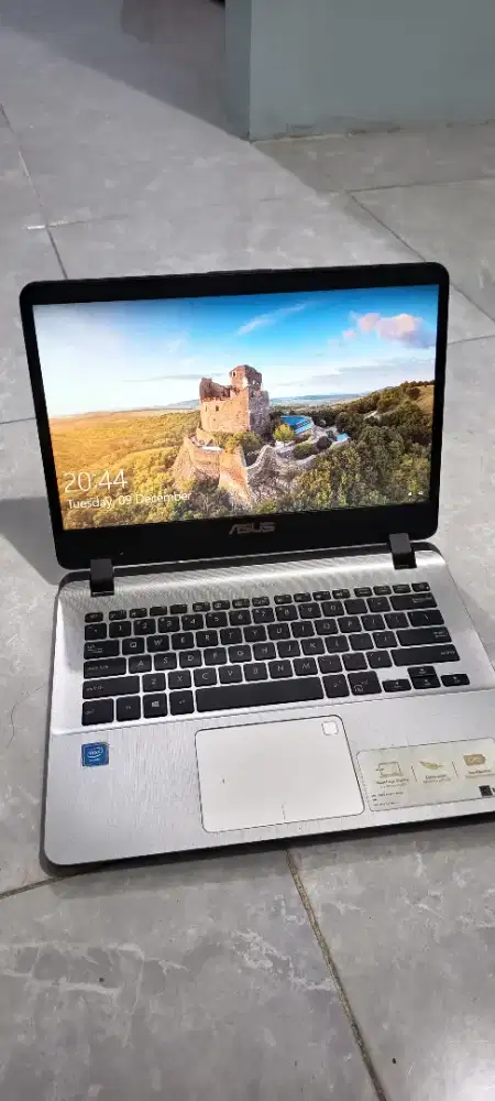 Laptop Asus A407M - Vivobook Celeron N4000