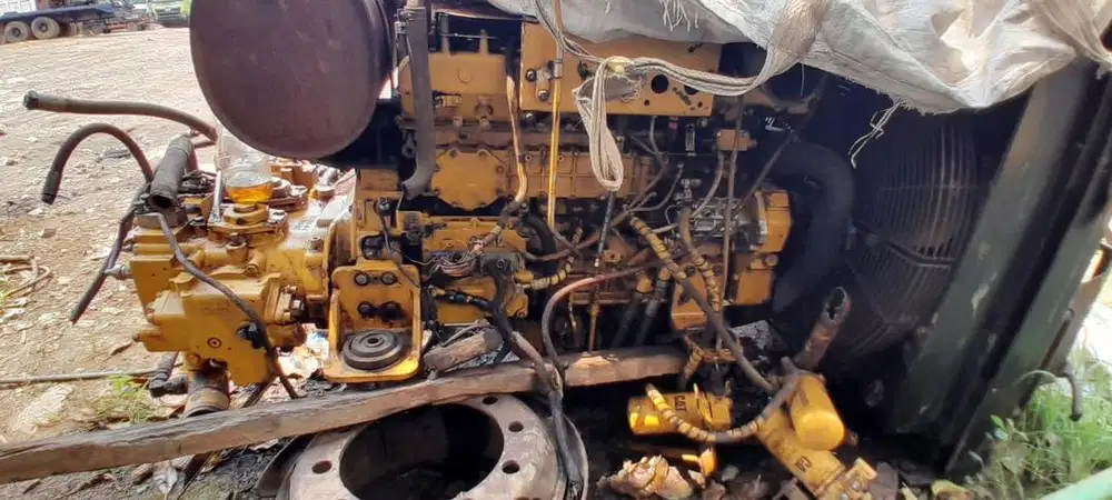 Mesin komplik orisinil asli - spare part truk