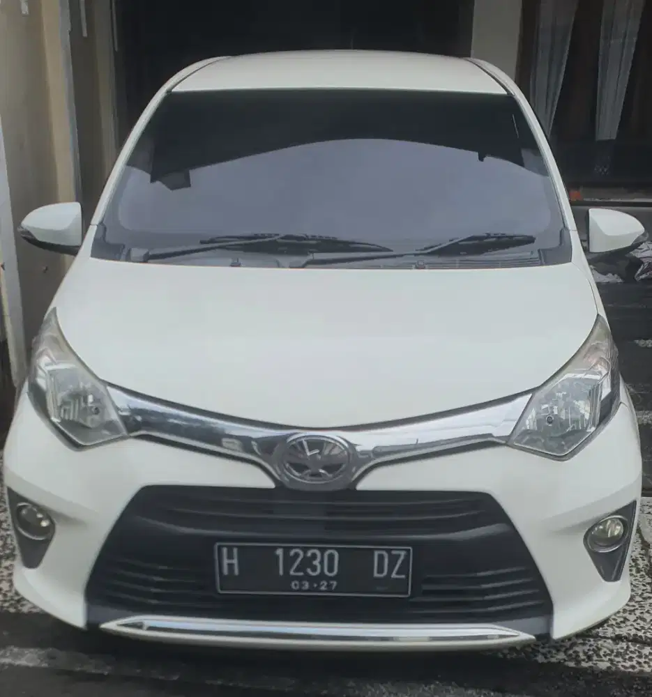 Jual mobil calya putih th 2017