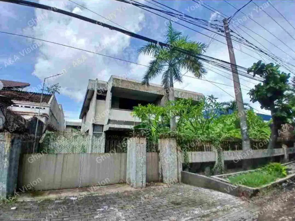 *Dijual Runah strategis nol jln Raya Kendang Sari Surabaya Selatan*