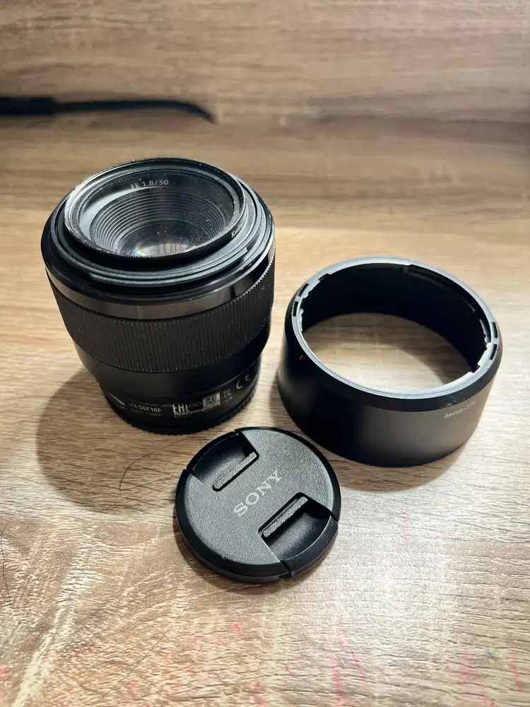 Lensa Sony 1.8/50 - Lensa Kamera Sony FE 50mm f/1.8