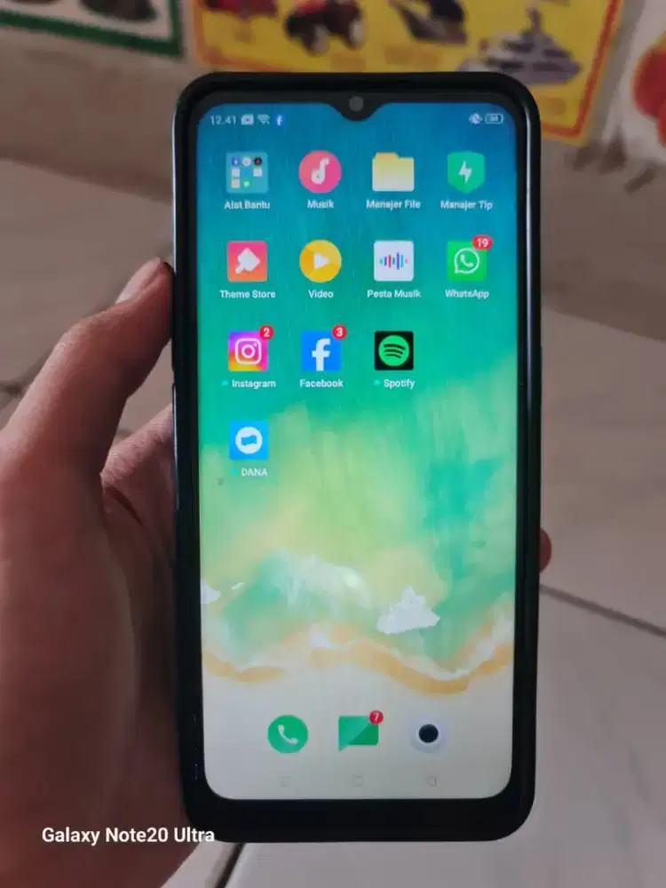 opoo A31 ram 4/128 tombol bawah ga bisa yang atas normal hp+dus