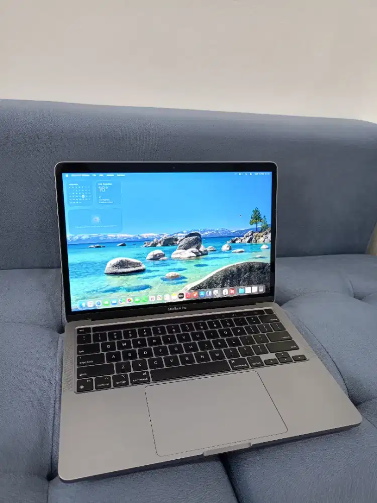 MACBOOK PRO TOUCHBAR 2022 CHIP M2 13 INCH 8/256 GB