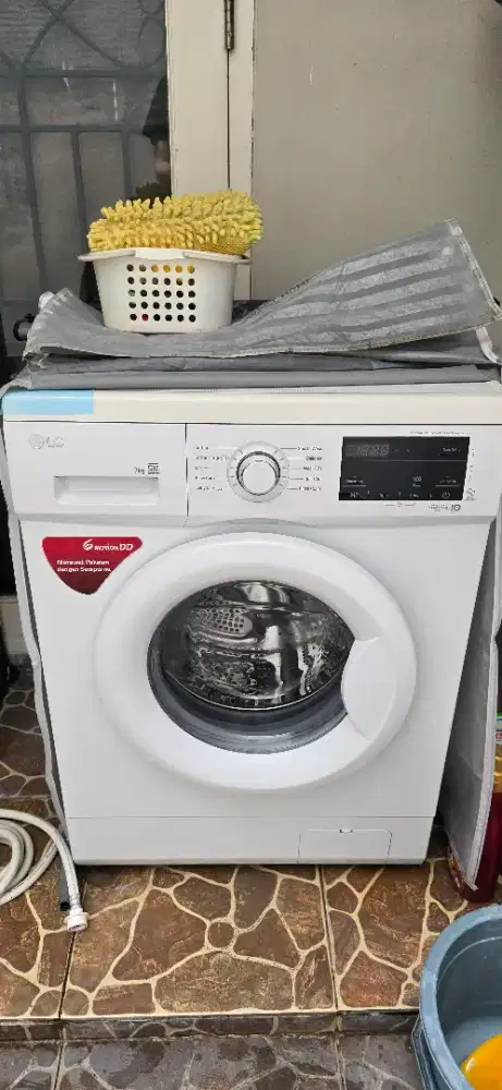 Dijual Mesin Cuci LG