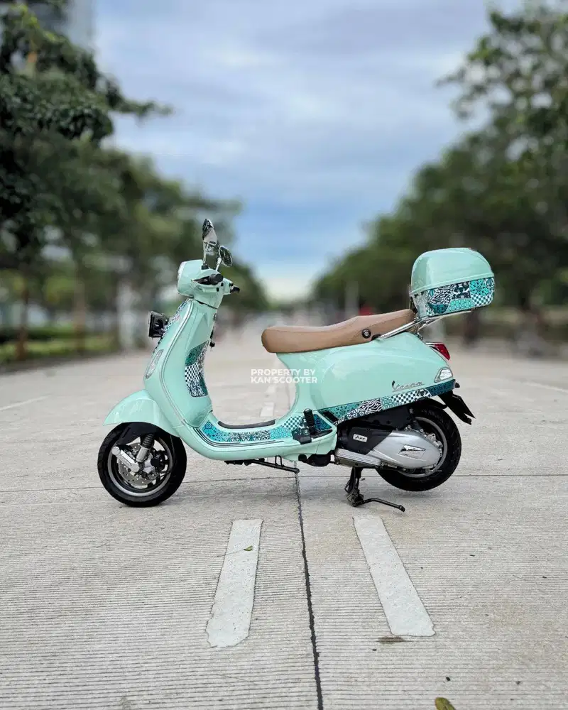 VESPA LX 125 IGET FACELIFT 2023  BATIK EDITION  NO MINUS