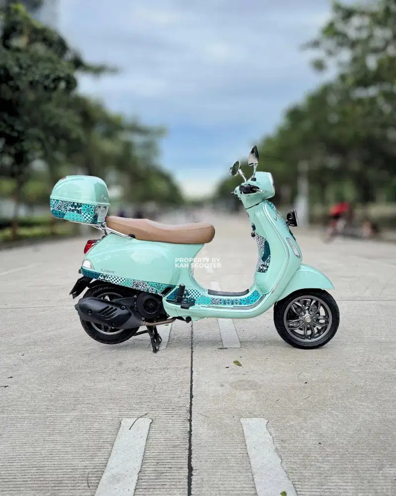 VESPA LX 125 IGET FACELIFT 2023  BATIK EDITION  BERGARANSI