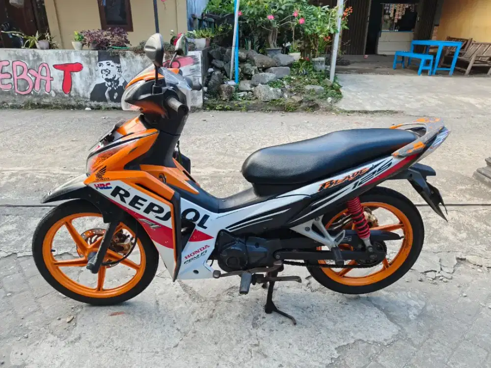 Blade Repsol THN 2014 plat AB Bantul