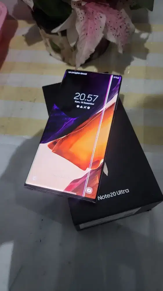 Samsung note 20 ultra 8/256 Fullset sein