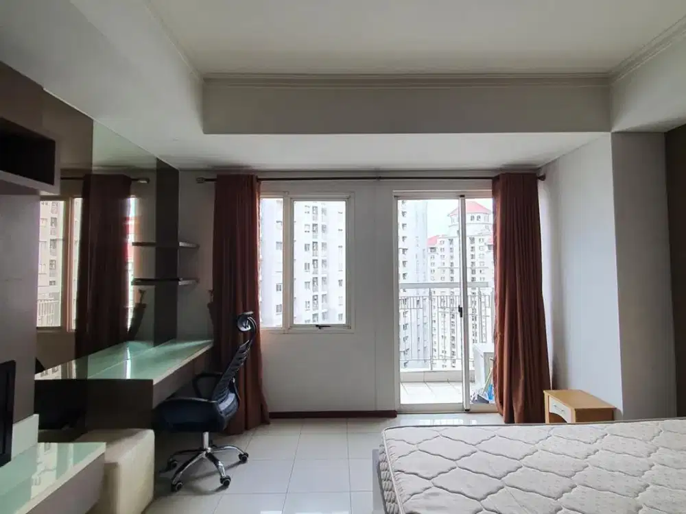 Disewakan Apartemen Royal Mediterania Garden, best view