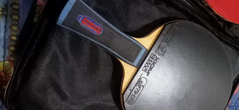 Bat tennis meja pingpong Xiom Hyper Axilium original