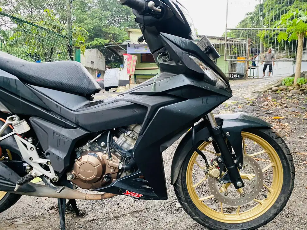 Honda Supra GTR 150cc pgm_fi Tahun 2017