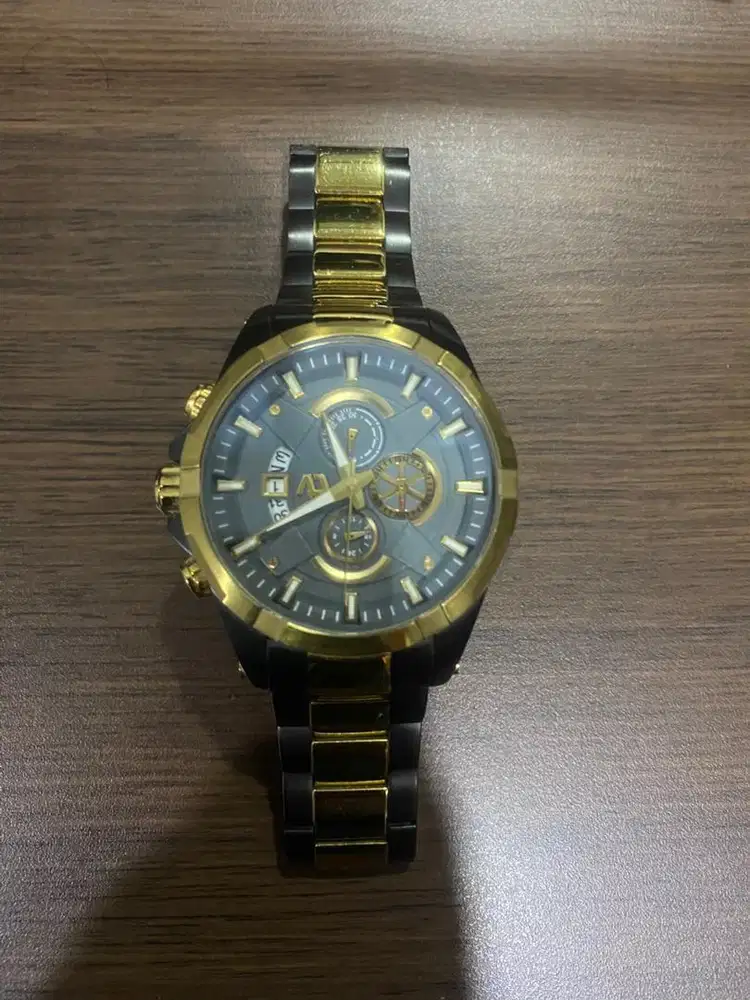 Jam tangan christ verra