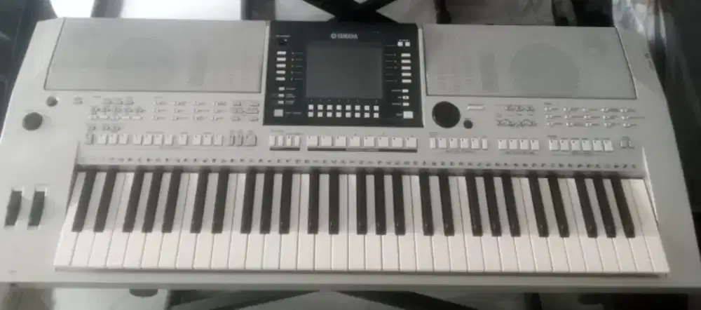 Keyboard Yamaha psr s710