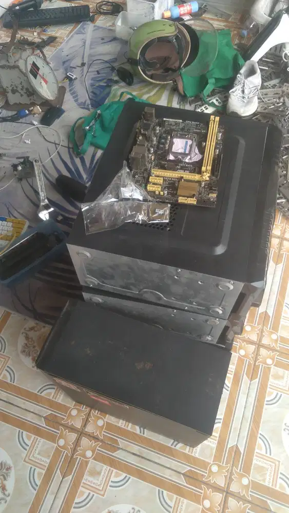 Jual beli  laptop,komputer,printer bekas