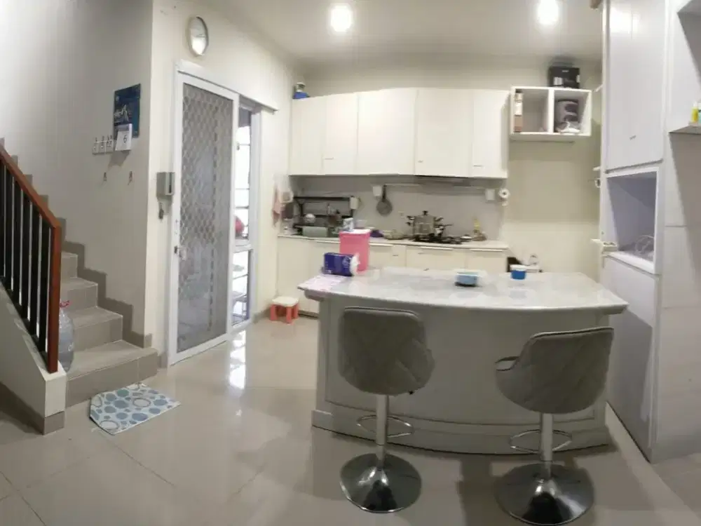 HOUSE FOR SALE: CLUSTER AGNESI SUMMARECON SERPONG