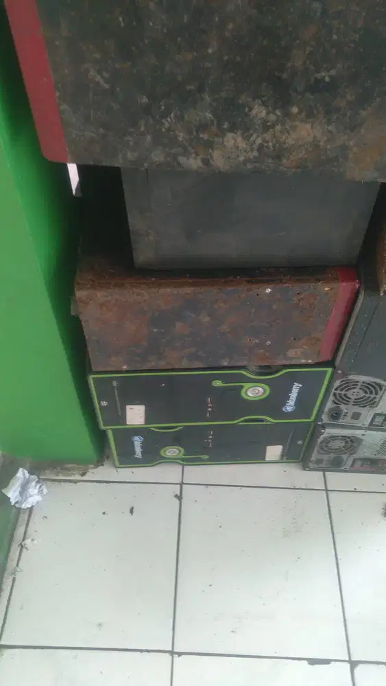 Jual beli laptop,komputer,printer bekas