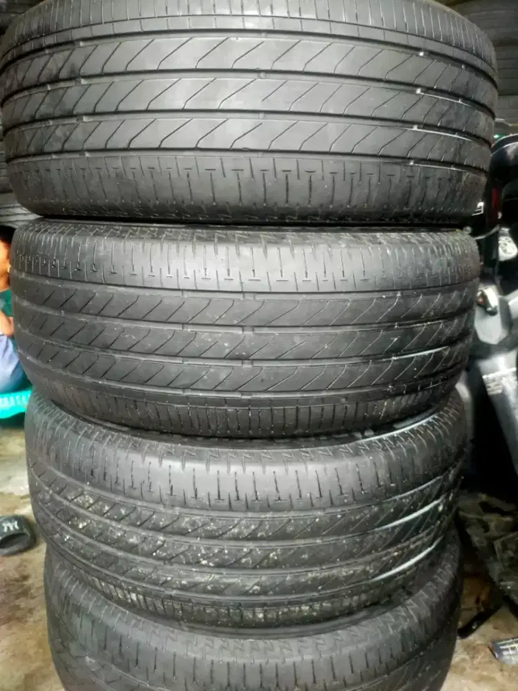 Ban 215-55-17 bridgestone
