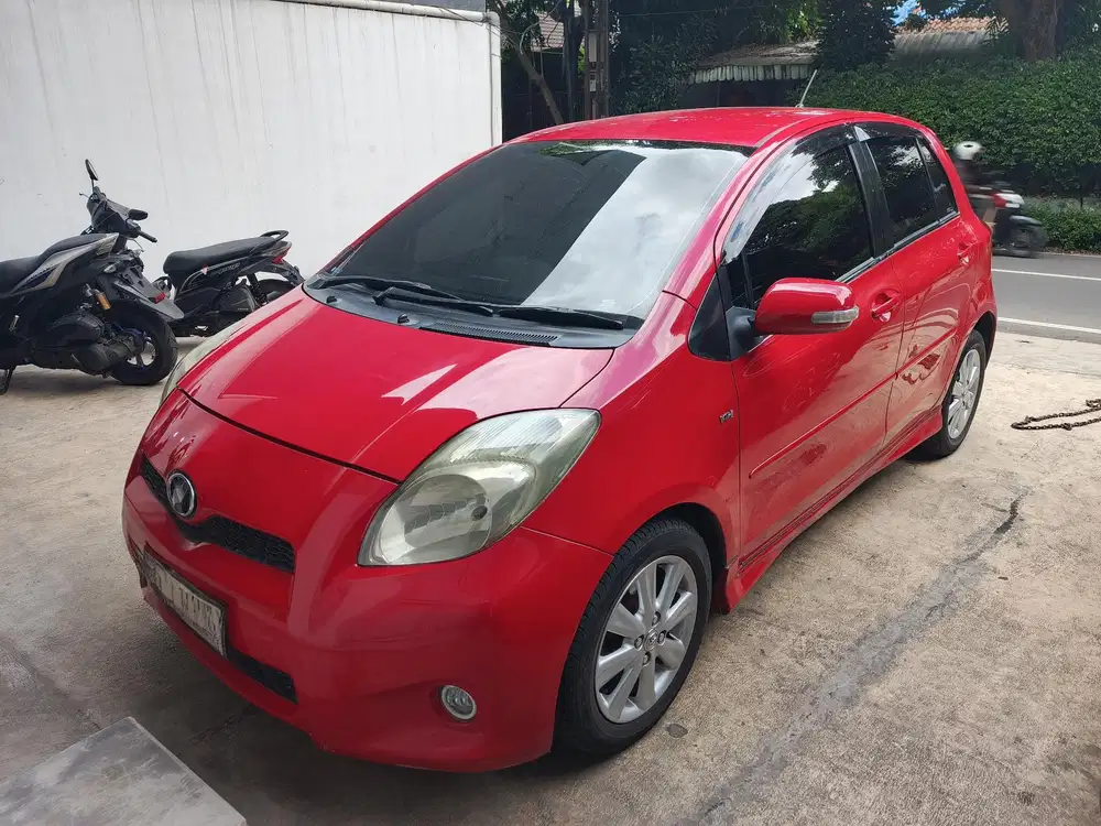 Toyota Yaris 2010 Bensin