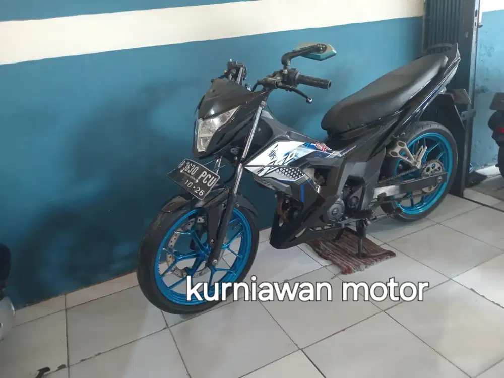 (FOR SALE) HONDA SONIC 2016 ISTIMEWA