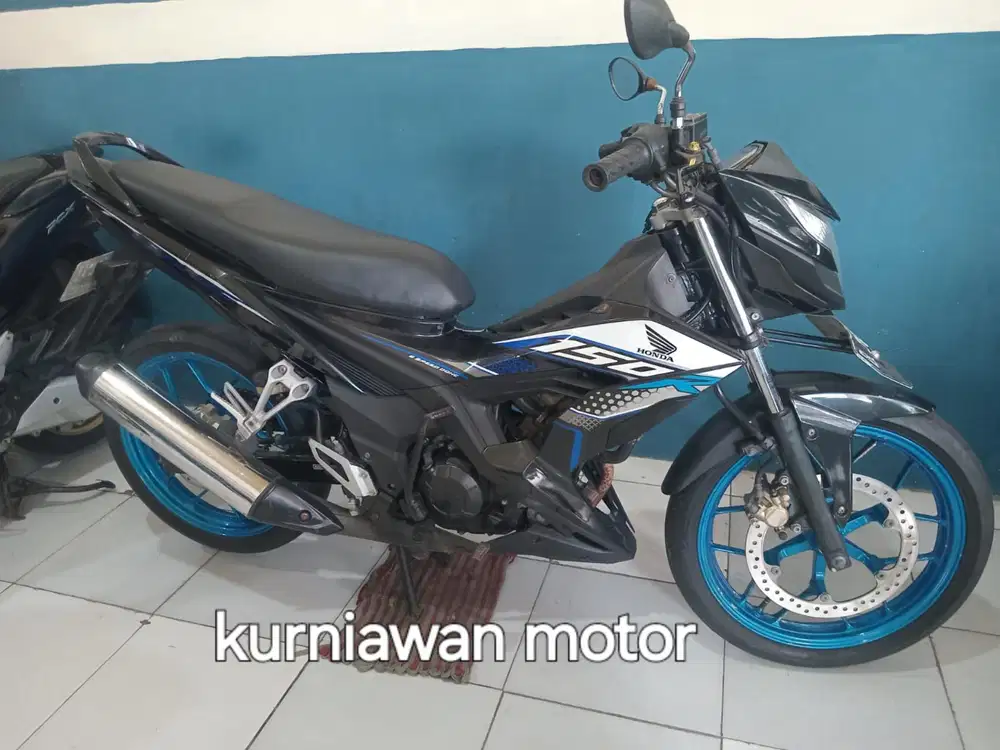(FOR SALE) HONDA SONIC 2016 KONDISI SIAP PAKAI