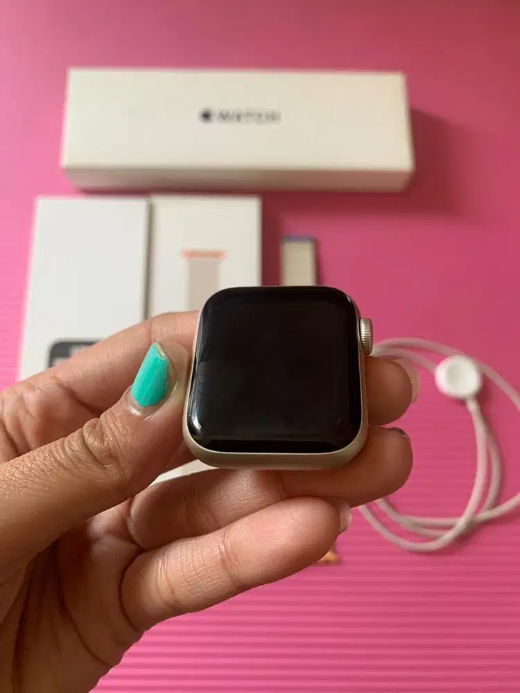 DIJUAL APPLE WATCH SE 2 40MM