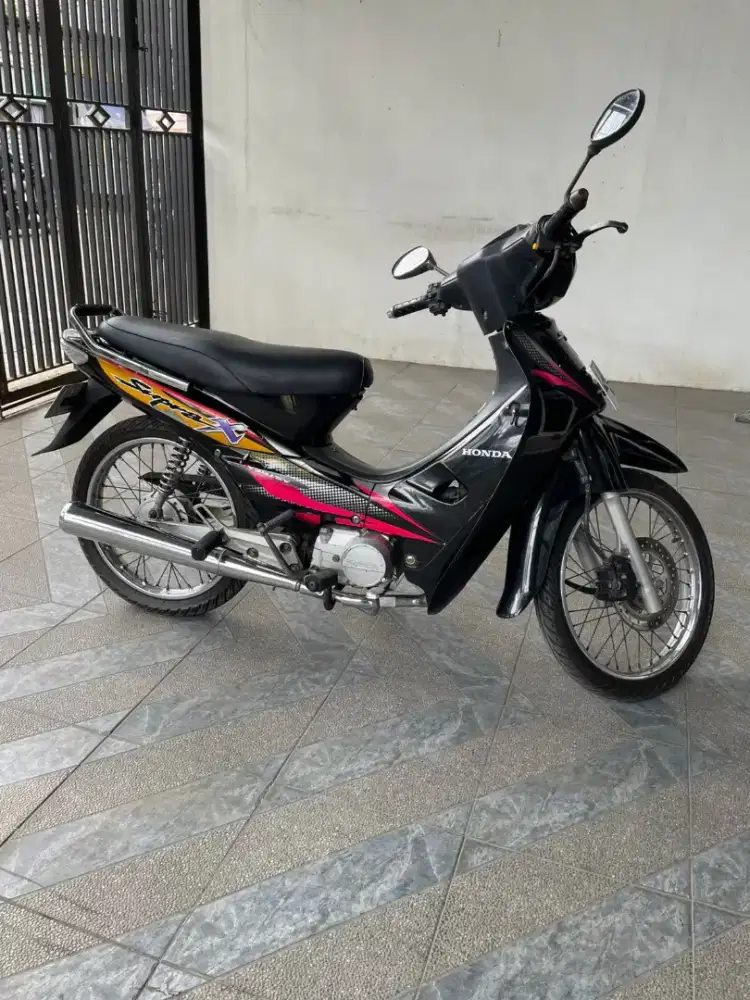 Jual motor Honda supra x 2001
