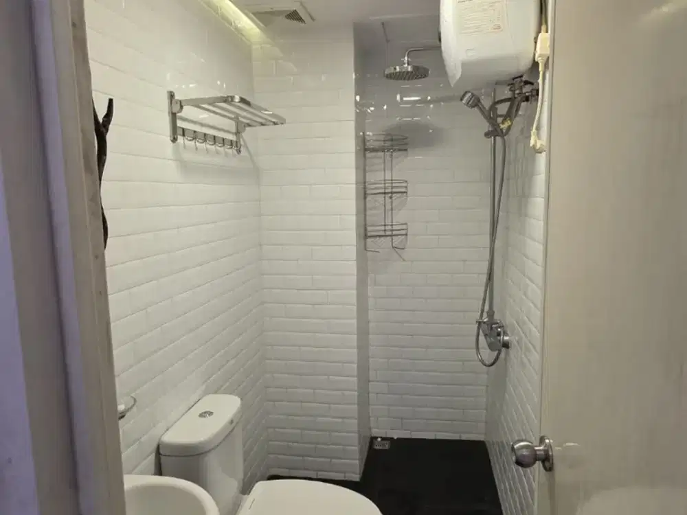 Dijual Aparetemen Mediterania Garden 2 Semi Furnished Sudah Renovasi