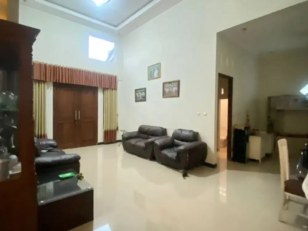 Dijual rumah hunian plus rumah joglo Kusen Jendela Kayu Jati lokasi Kaliwanglu kulon Harjobinangun Pakem barat kampus UII