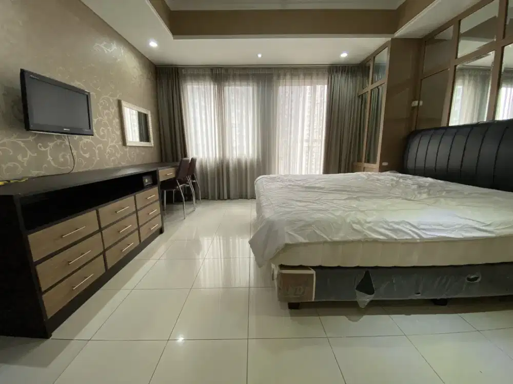 Disewakan Apartemen Royal Mediterania Garden, best view