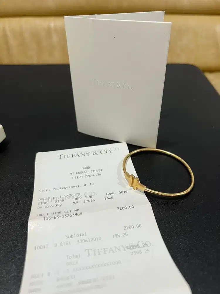 Tiffany & Co. T Wire Bracelet Yellow Gold Medium Model