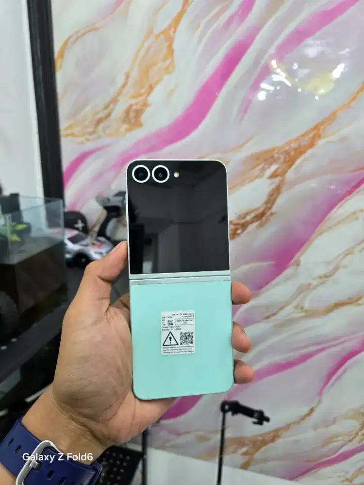 Samsung Z flip 6 256gb kondisi No minus GARANSI ON sein