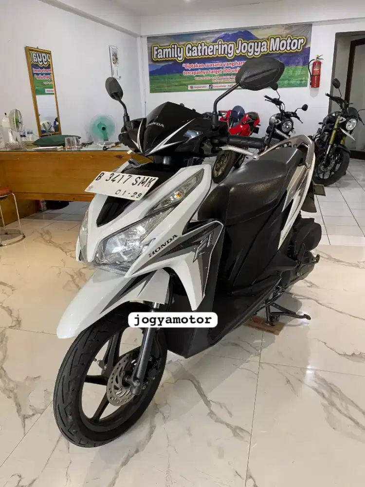 [03] HONDA VARIO 125 KZR 2014 Pajak hidup