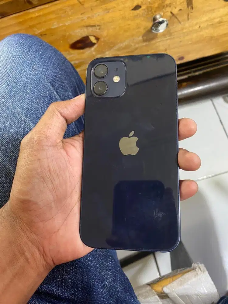 iphone 12 64GB  inter
